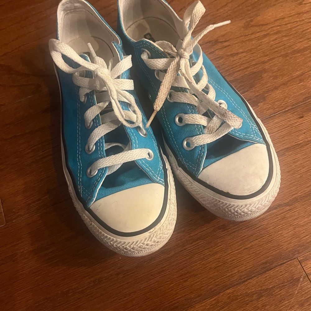 Converse Sneakers - Picture 6 of 6